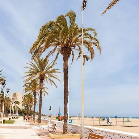 Coqueto Apartamento Junto A La Playa. بويبلا دي فارنالس المظهر الخارجي الصورة
